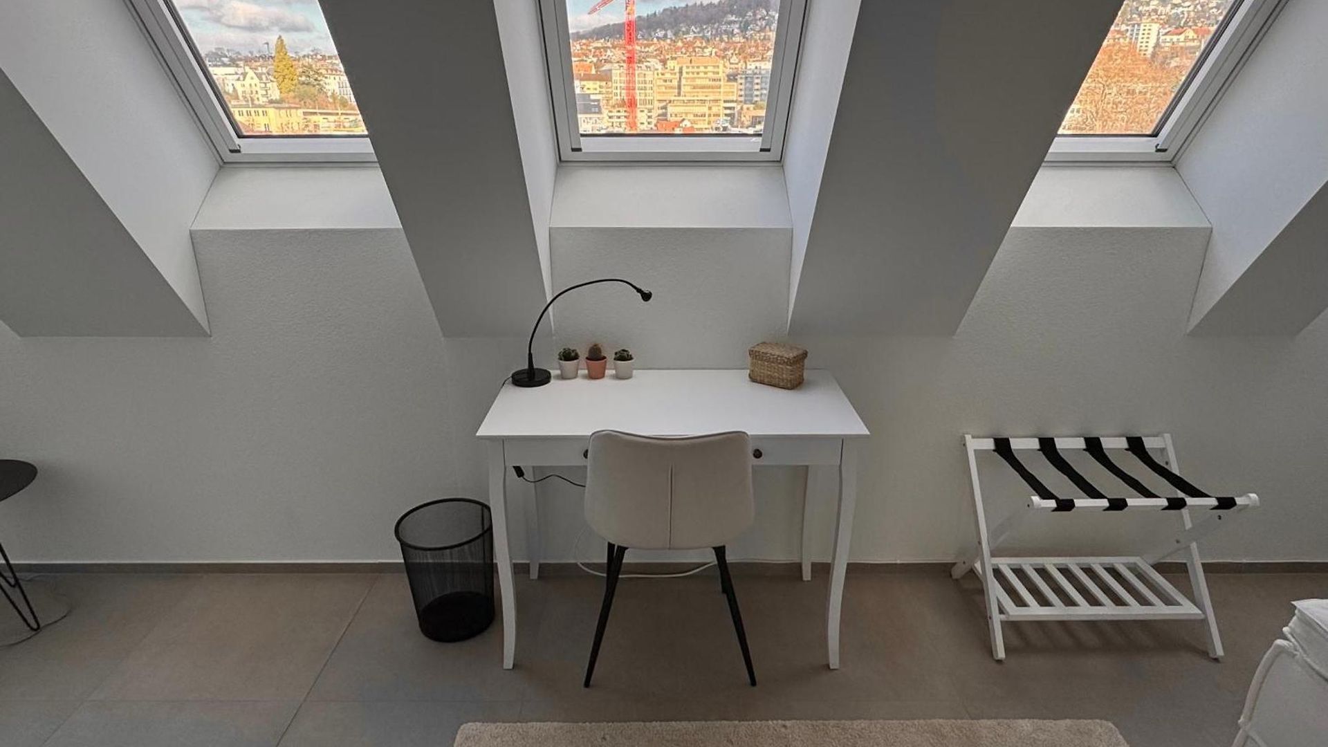 Modern Next To Hb With Roof Terrace Apartment *