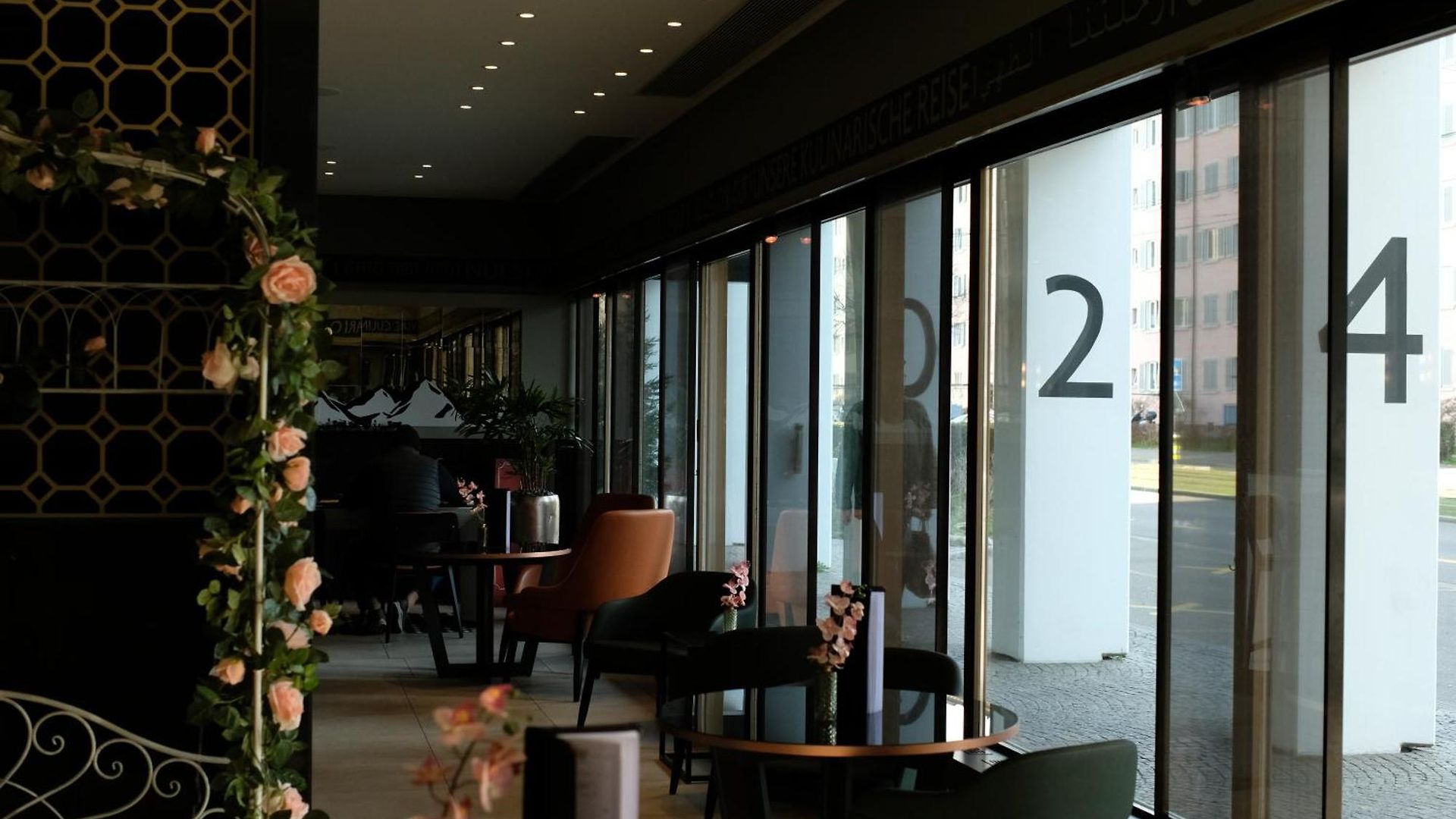 Crowne Plaza Zürich, An Ihg 4*