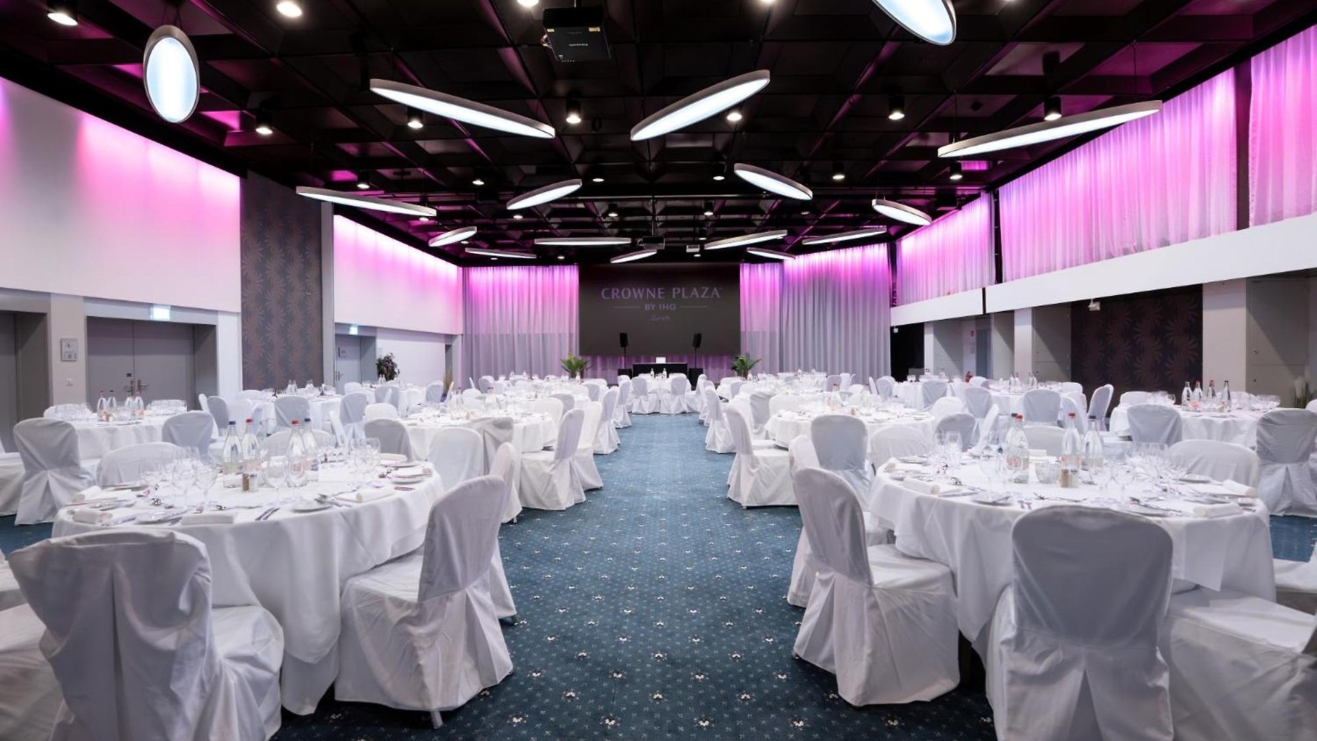 Crowne Plaza Zürich, An Ihg Hotel 4*