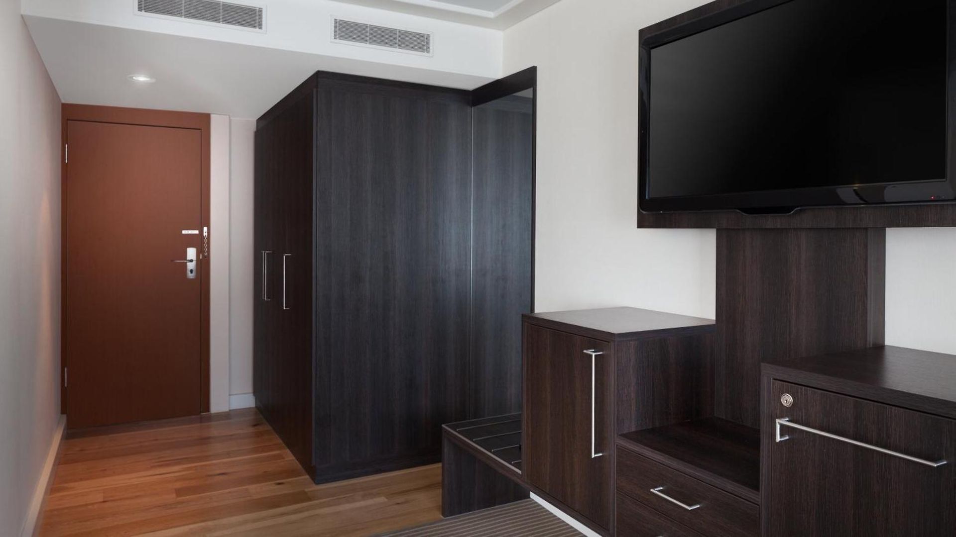 Crowne Plaza Zürich, An Ihg Zürich