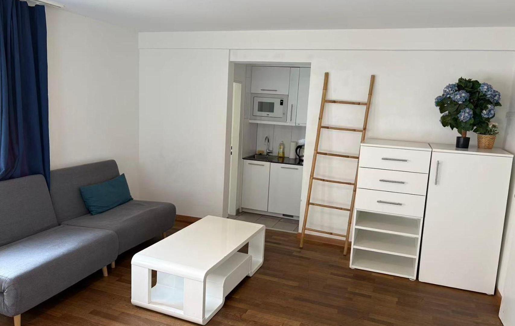 Center En-suite Budget Self Check In, Eth Hb