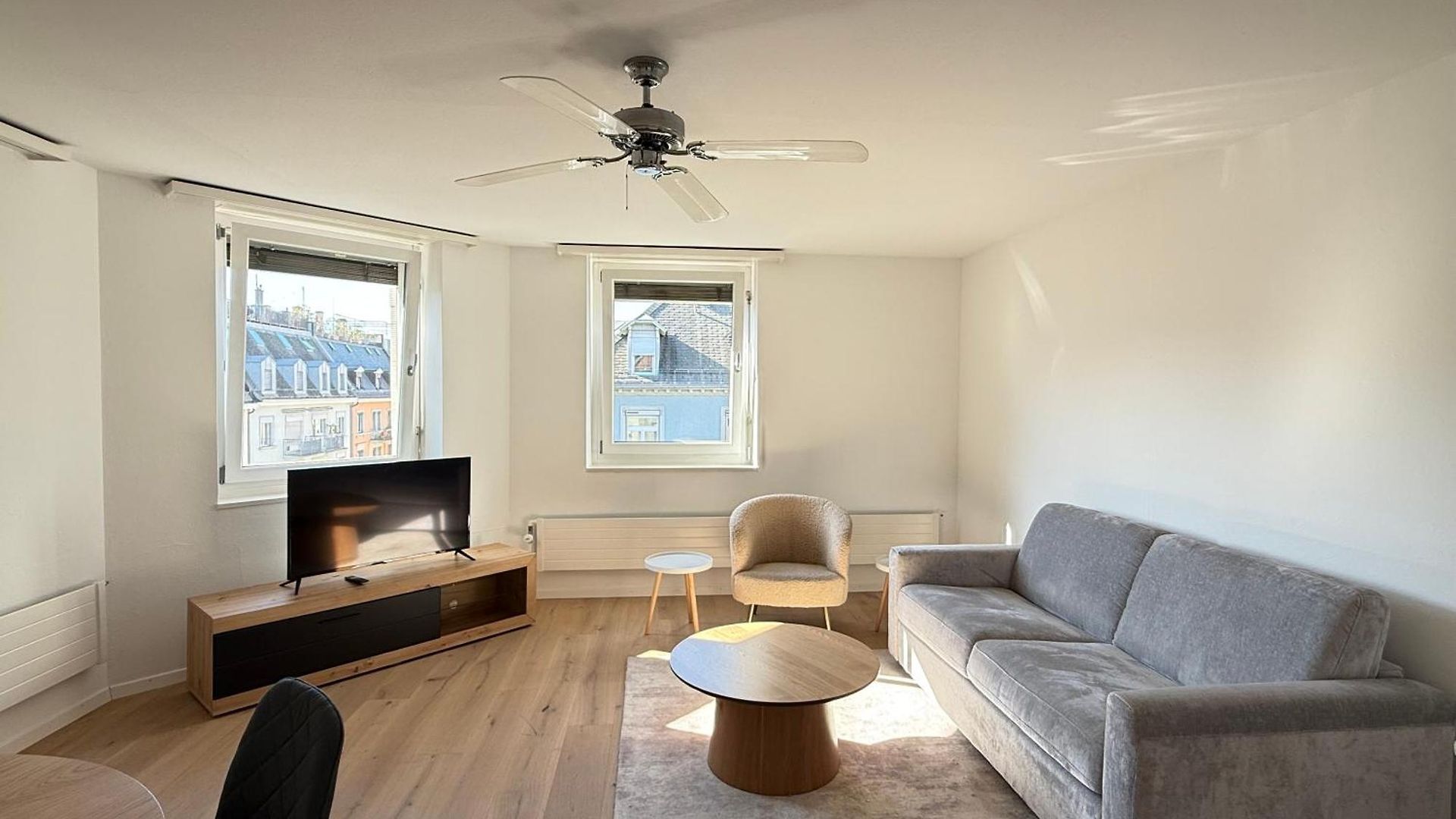 Delta - Bertastrasse - Self Check-in Apartment Zurich