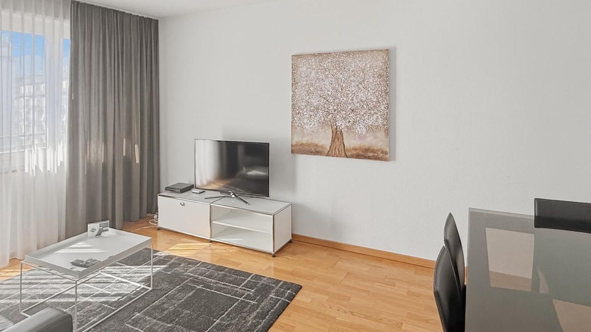 Cozy 1br Near With Balcony - Mill 422