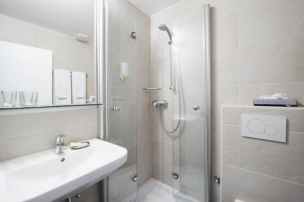 Hotel Neufeld 3*