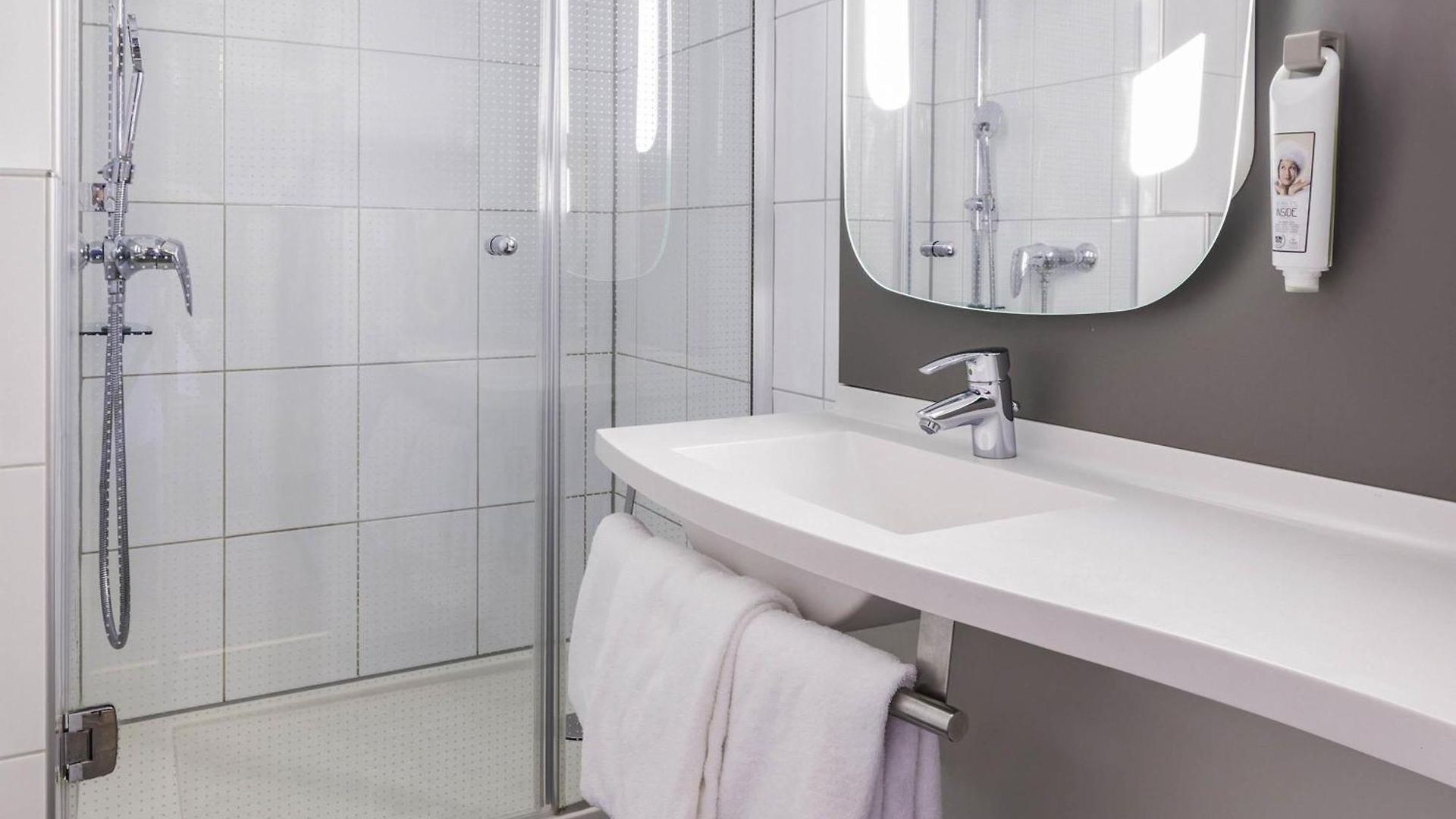 Hotel Ibis Messe Airport Zurich