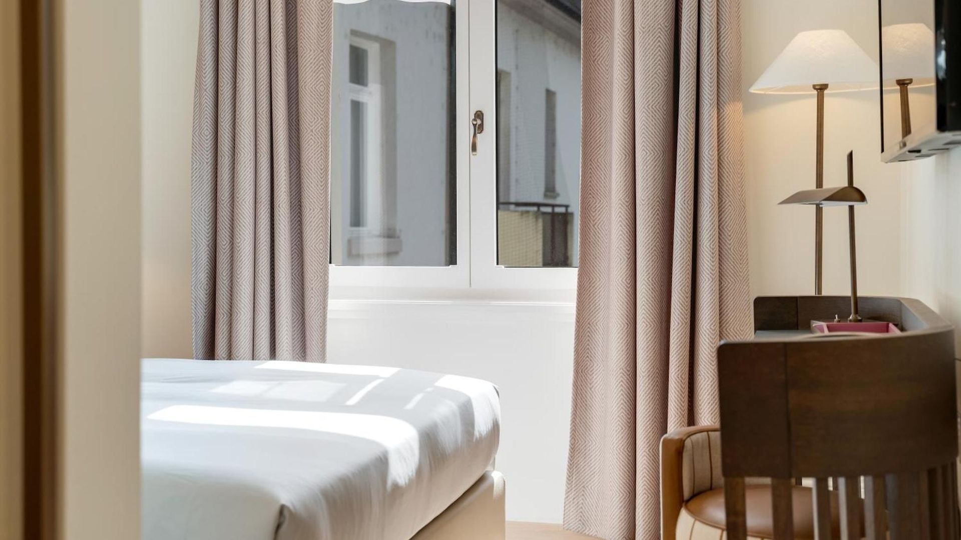 Small Luxury Ambassador Hotel Zürich