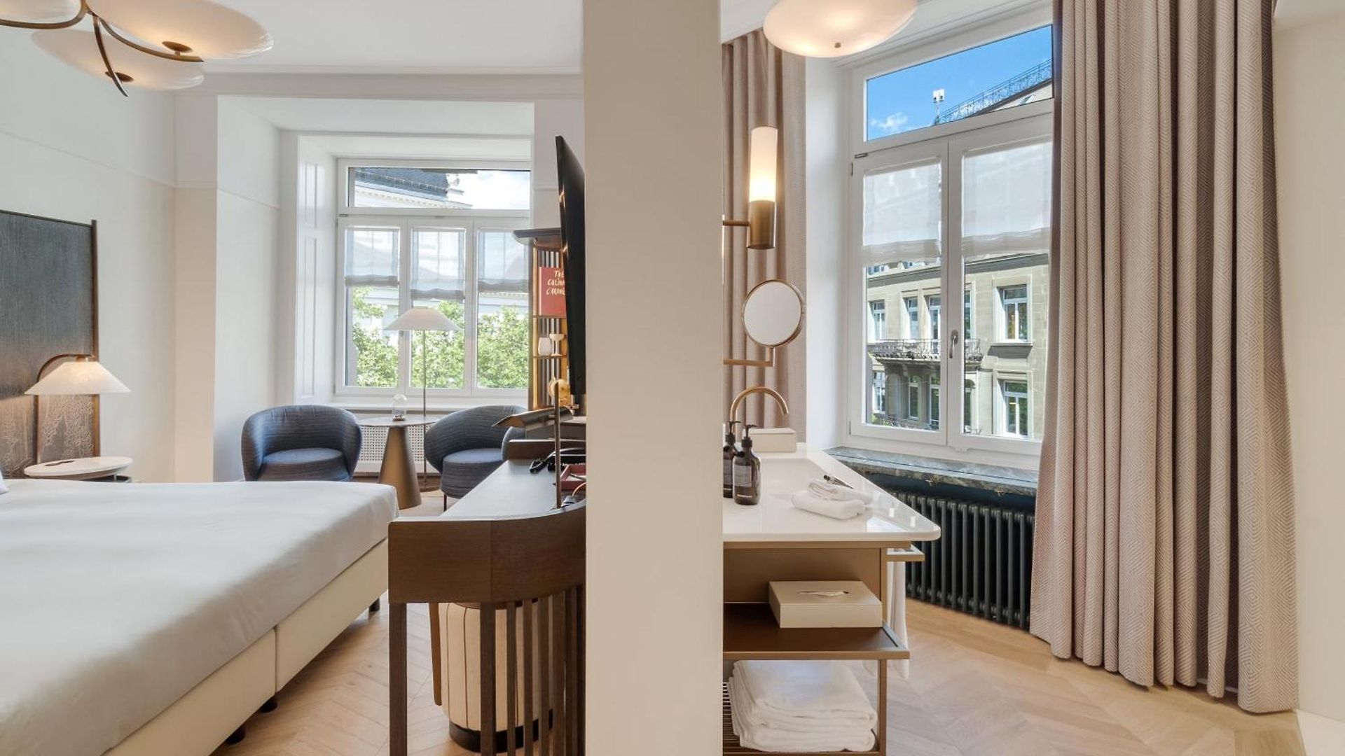 Small Luxury Ambassador 4* Zürich