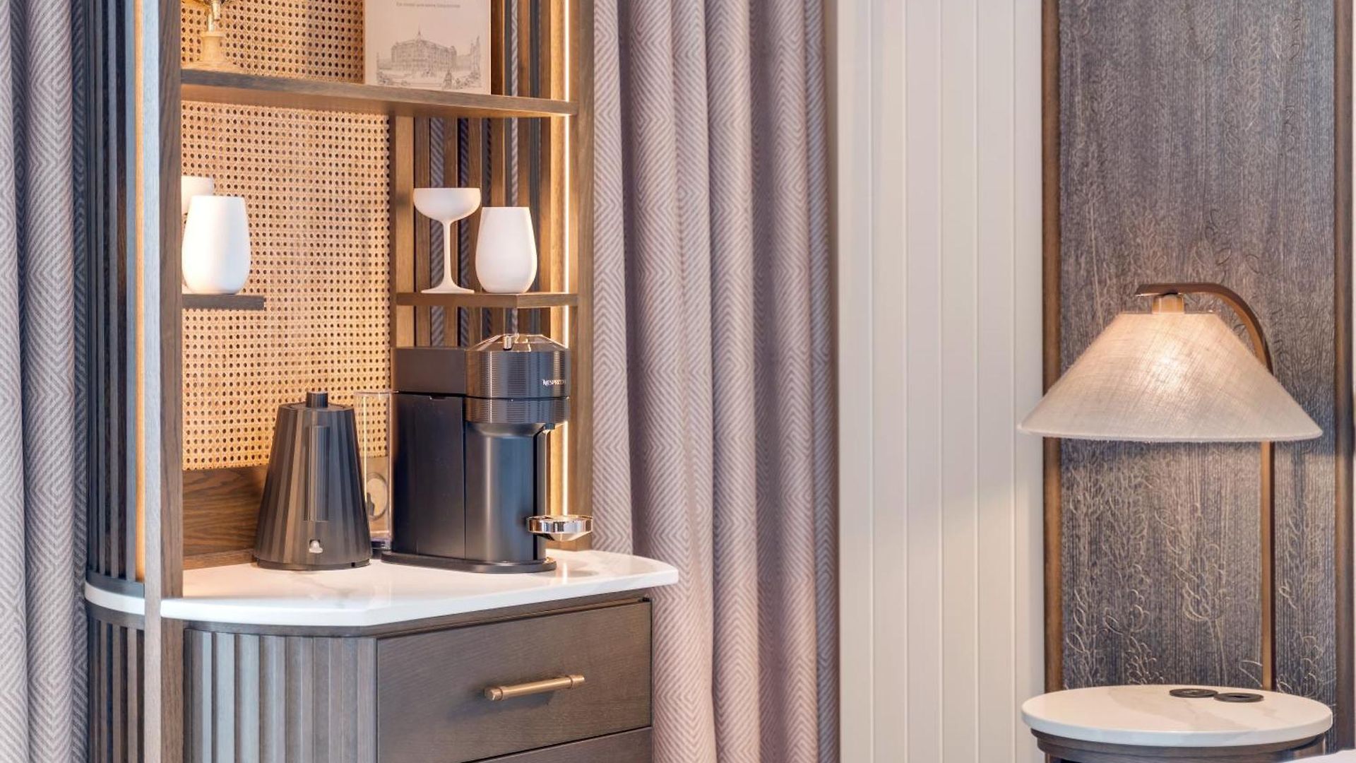 Hotel Small Luxury Ambassador