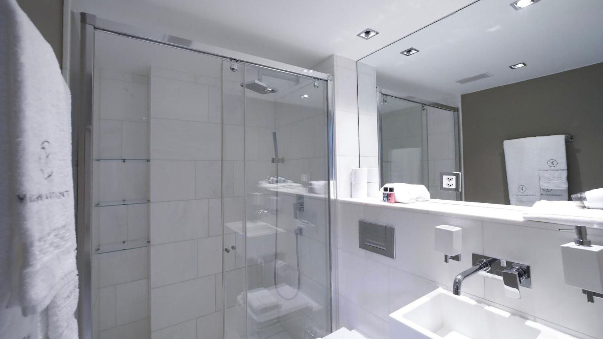 Visionapartments Wolframplatz - Self Check-in Zurich