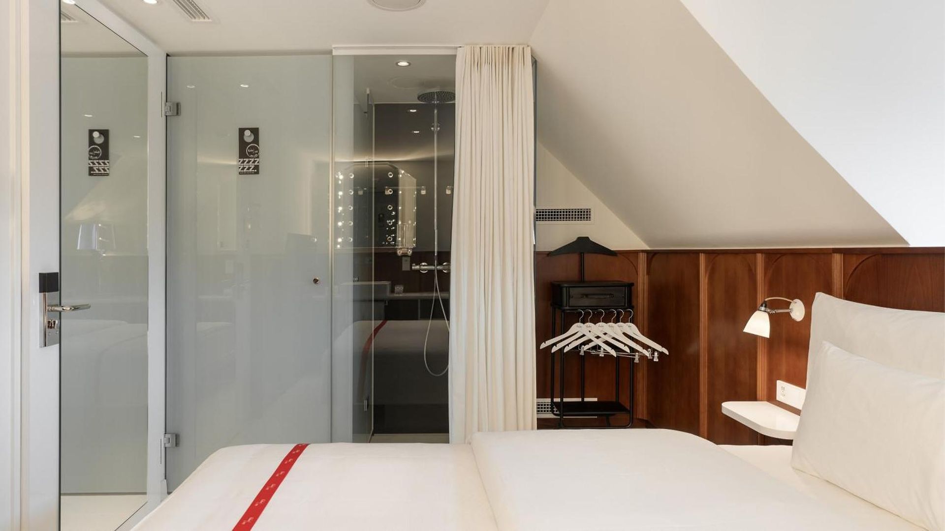 Ruby Mimi By Ihg Hotel 4*