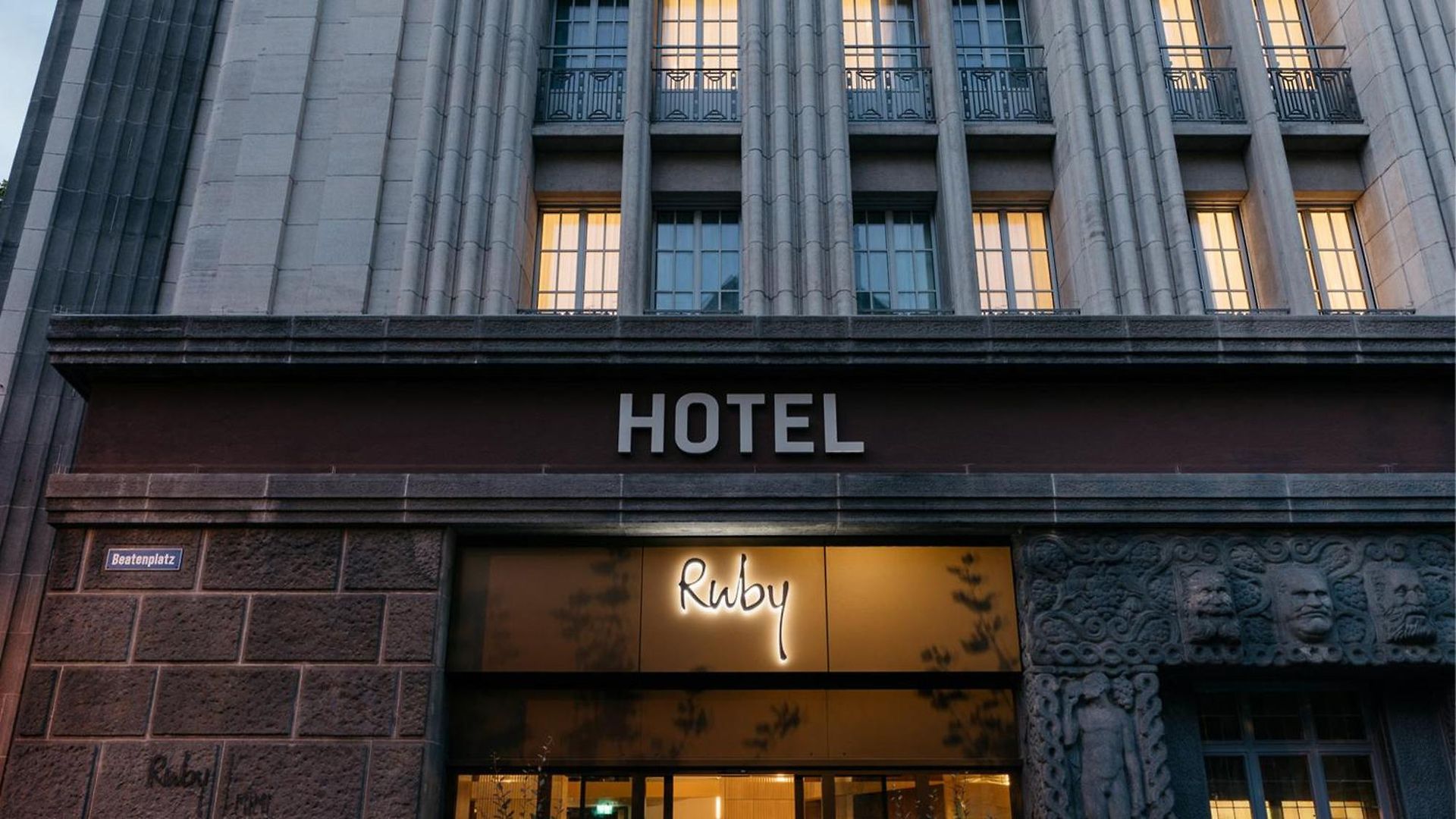 Ruby Mimi By Ihg Hotel 4*