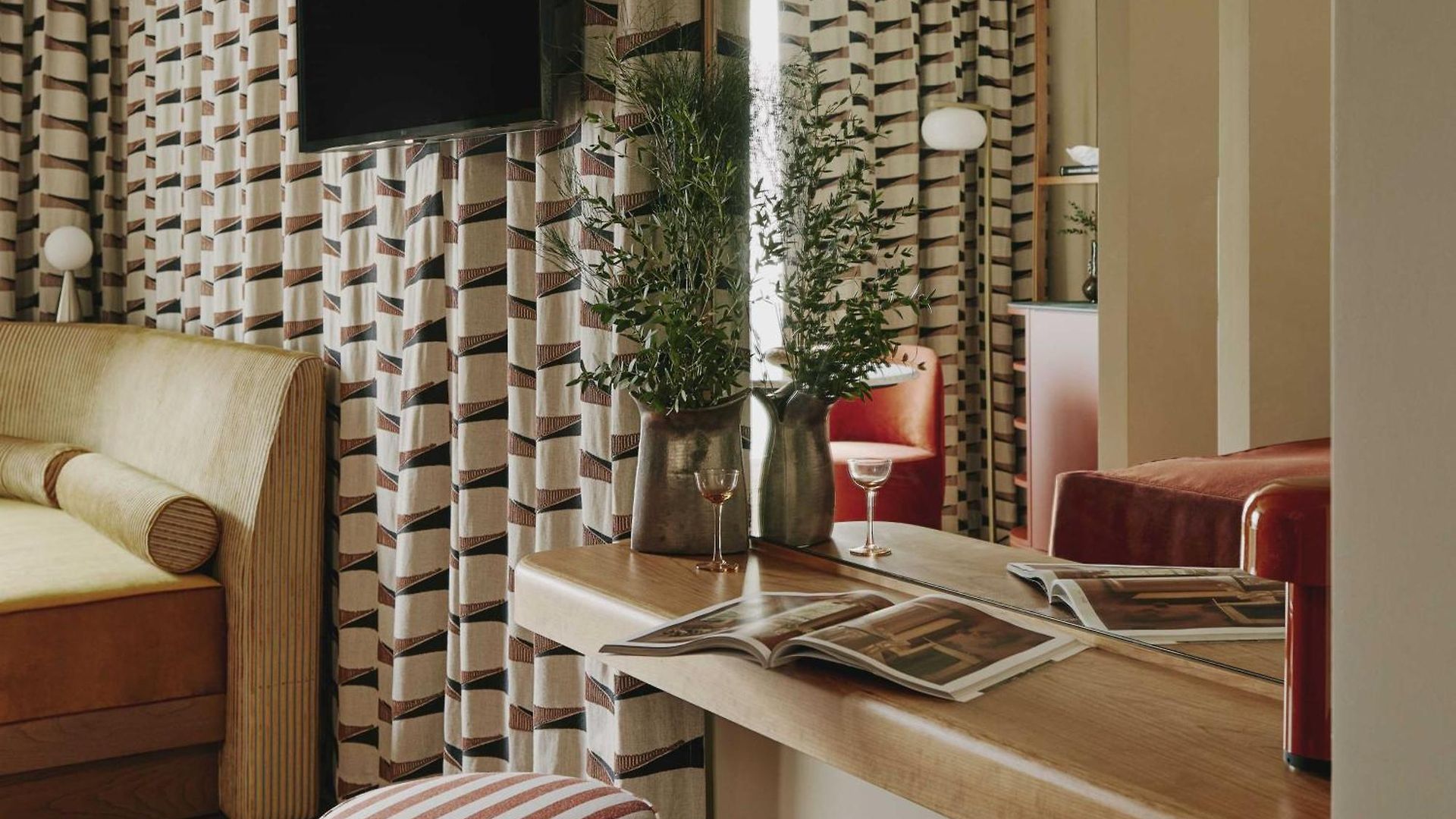 Locke Am Platz Hotel 4*