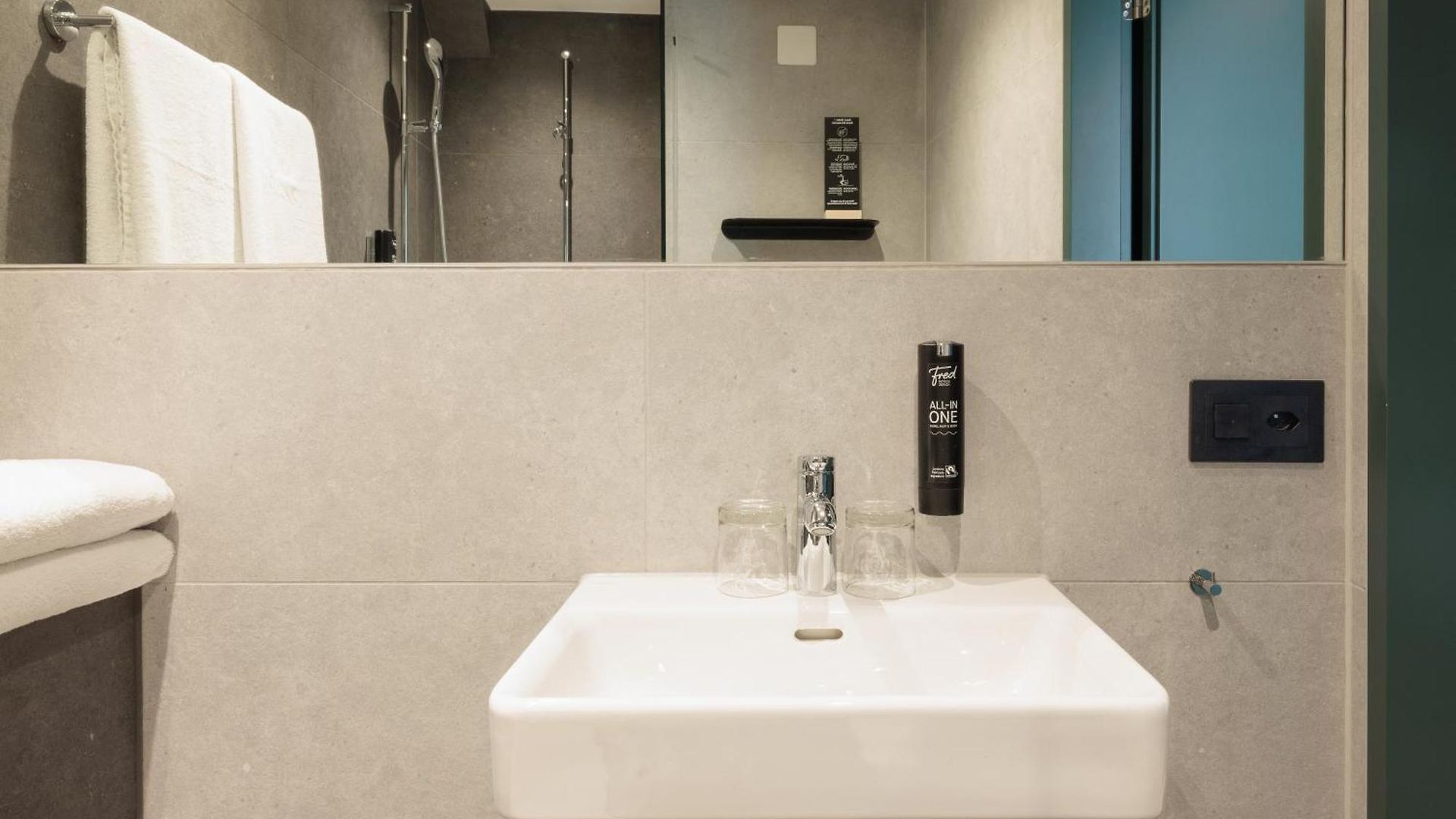 Fred Leonhardstrasse - Mobile Check-in Hotel Zürich