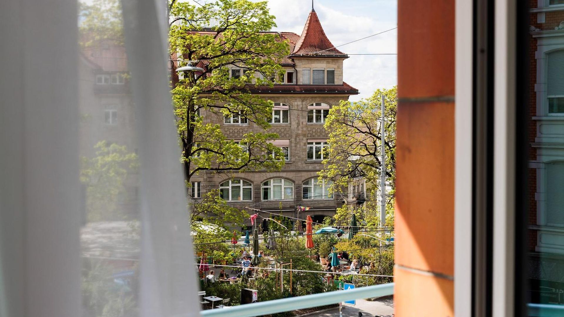 Fred Leonhardstrasse - Mobile Check-in Hotel 3*