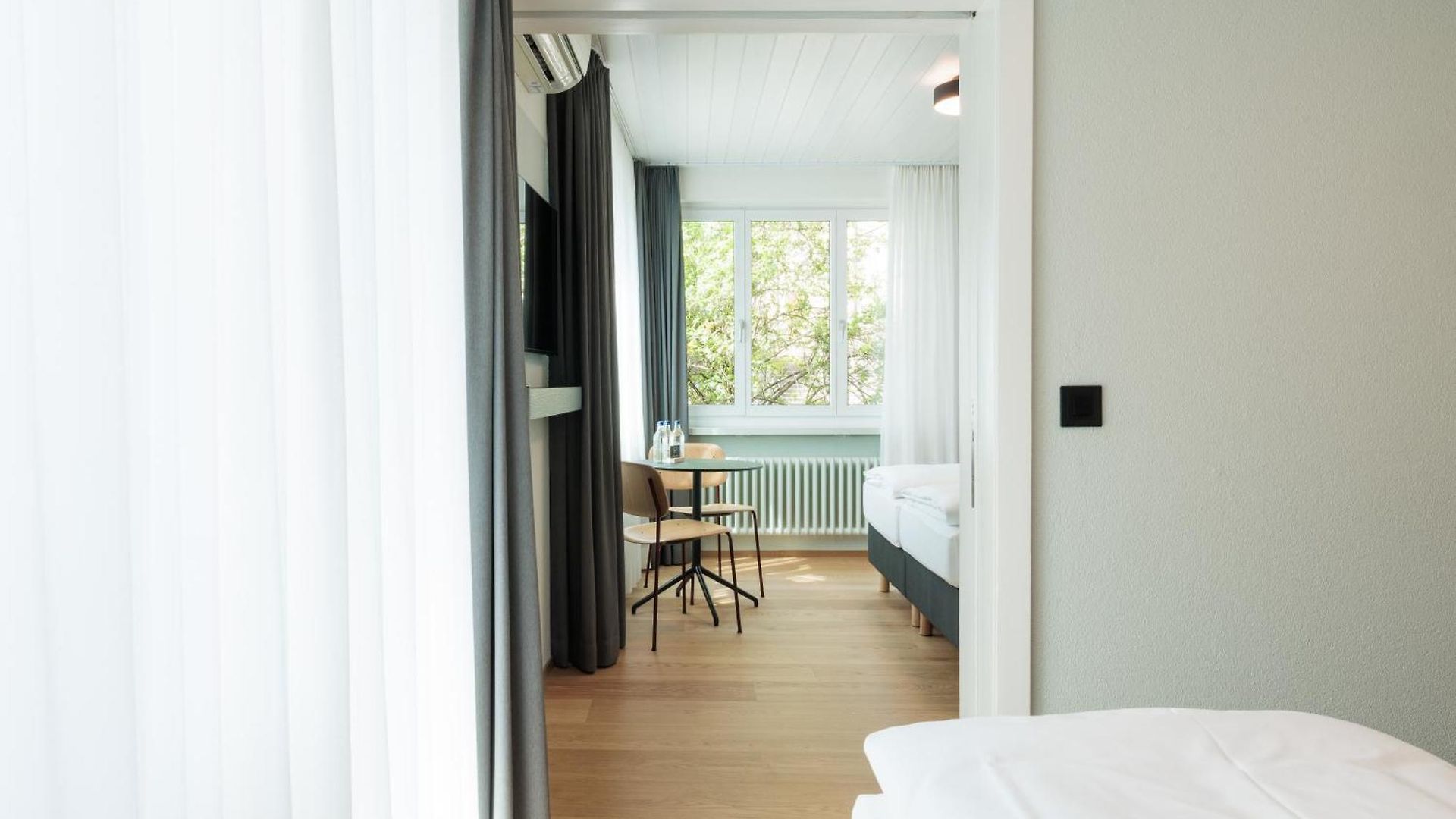 Fred Leonhardstrasse - Mobile Check-in Hotel
