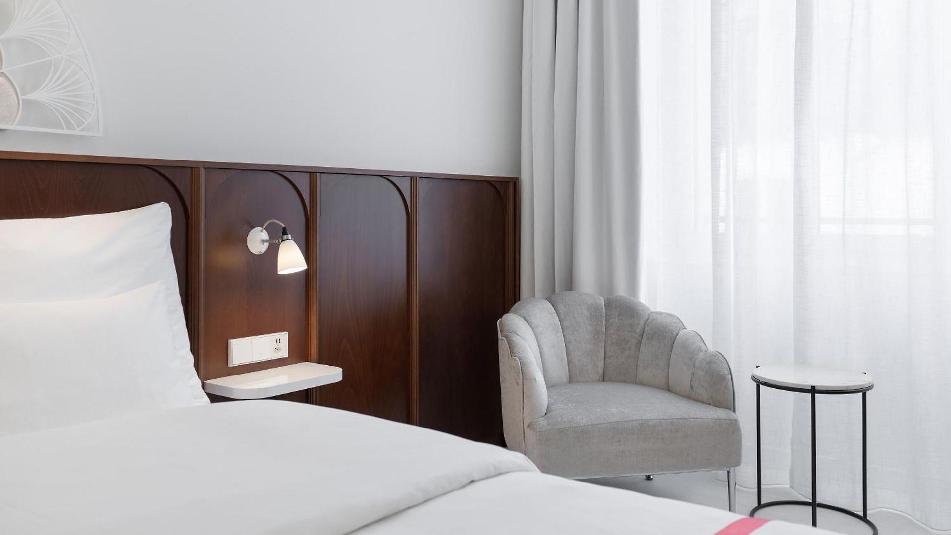 Ruby Mimi By Ihg 4*