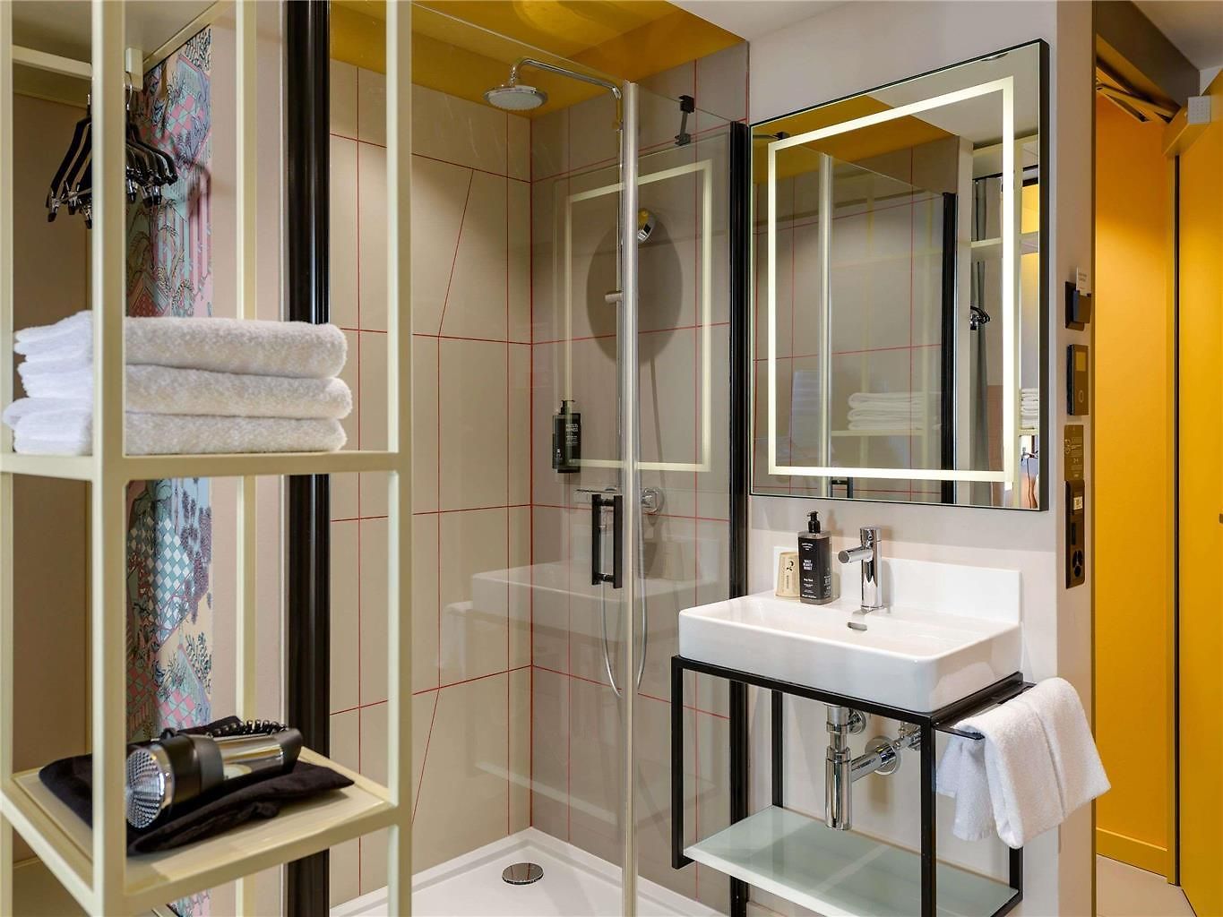 Ibis Styles Center 3* Zurich
