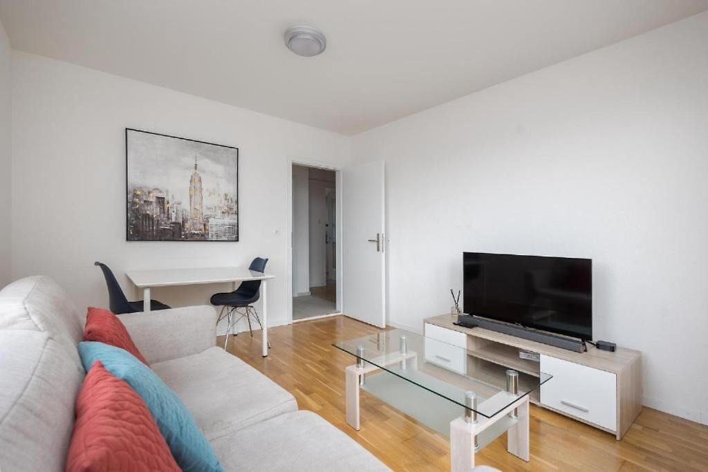 Apartment Delta - Baumackerstrasse - Self Check-in