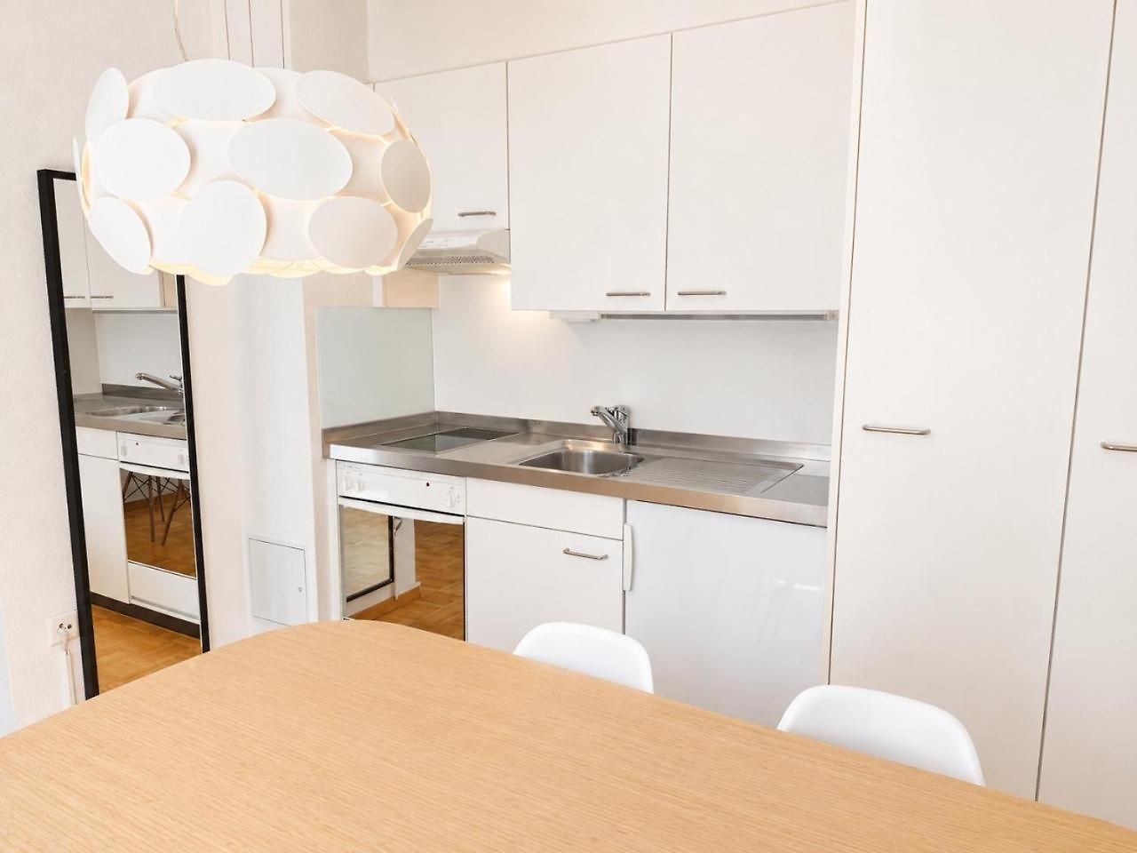 Charming In The Centre - Art 4 Apartment