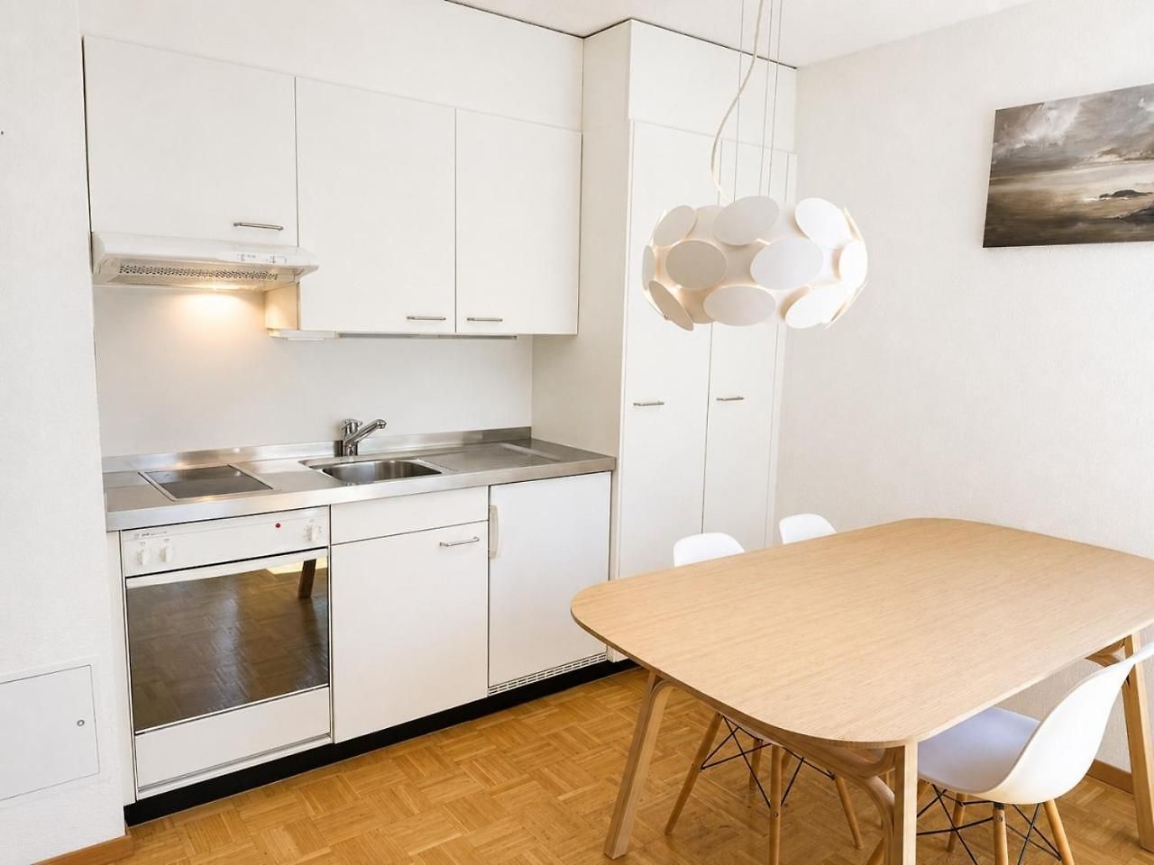Apartment Charming In The Centre - Art 4