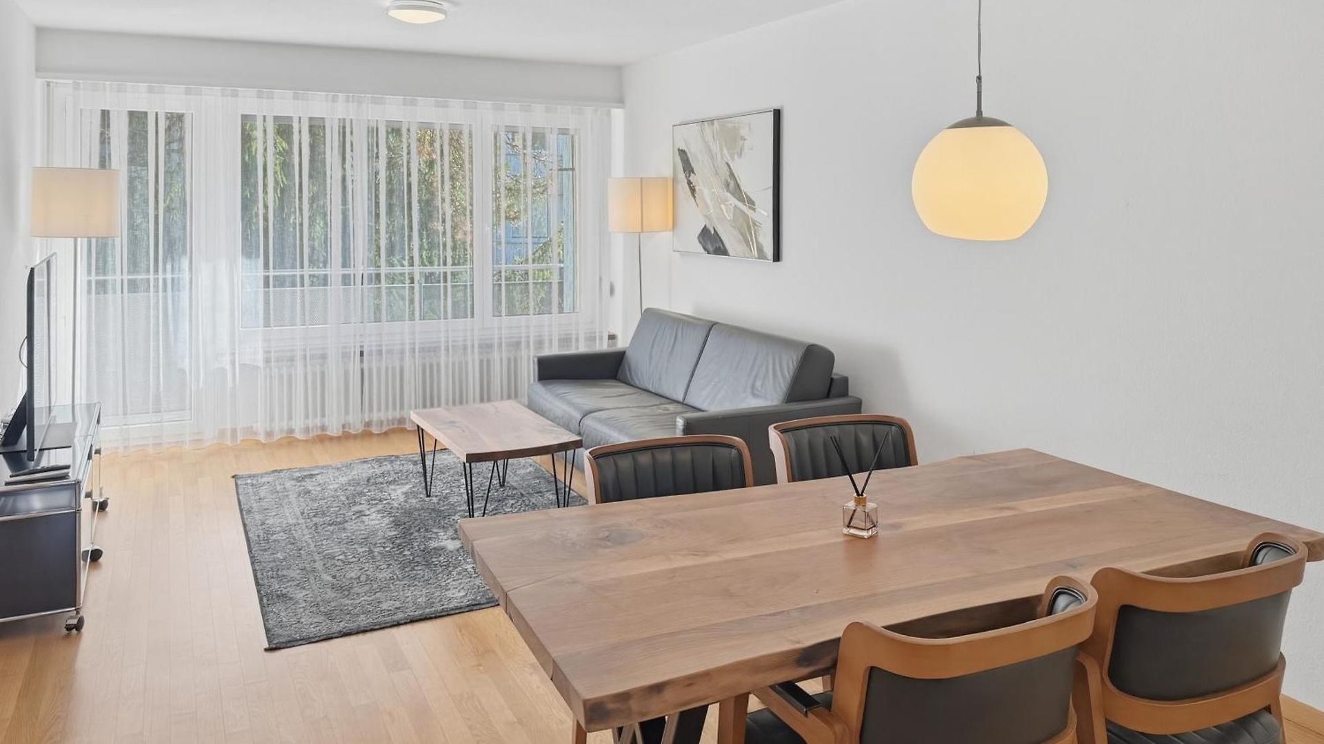 Apartment Cozy And Sunny 2br Flat In The Centre - Sky10 *