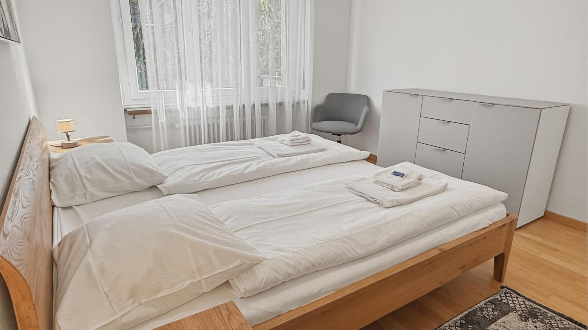 Apartment Cozy And Sunny 2br Flat In The Centre - Sky10