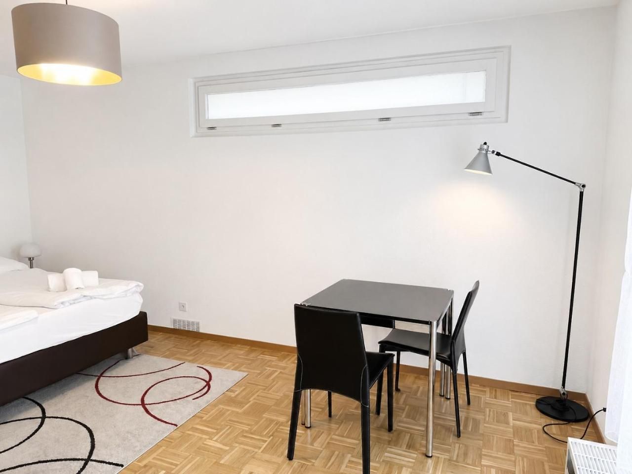 Apartment Very - Art 3 *