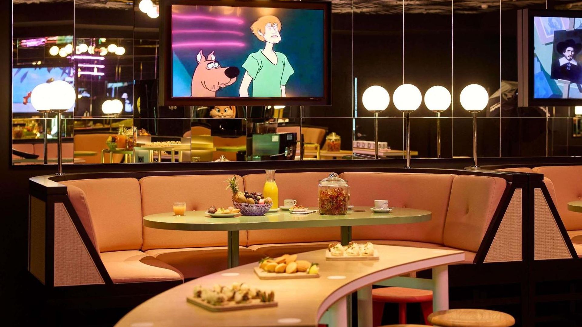 Hotel Mama Shelter 4*