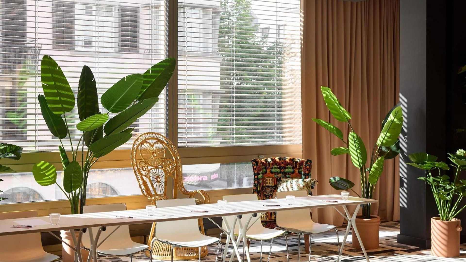 Hotel Mama Shelter 4*