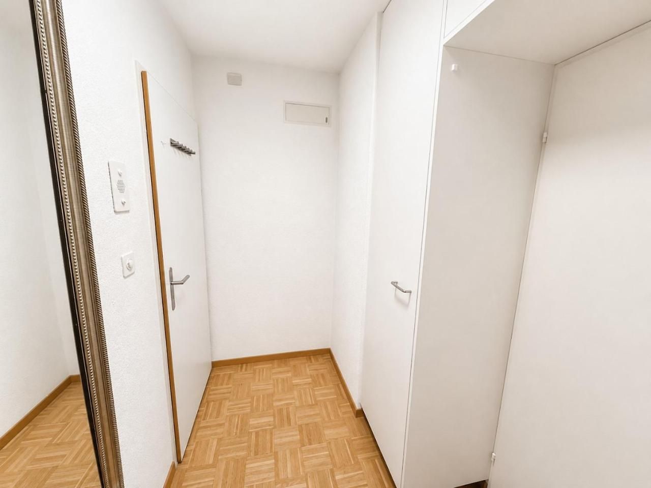 Perfectly Located - Art 5 Apartment
