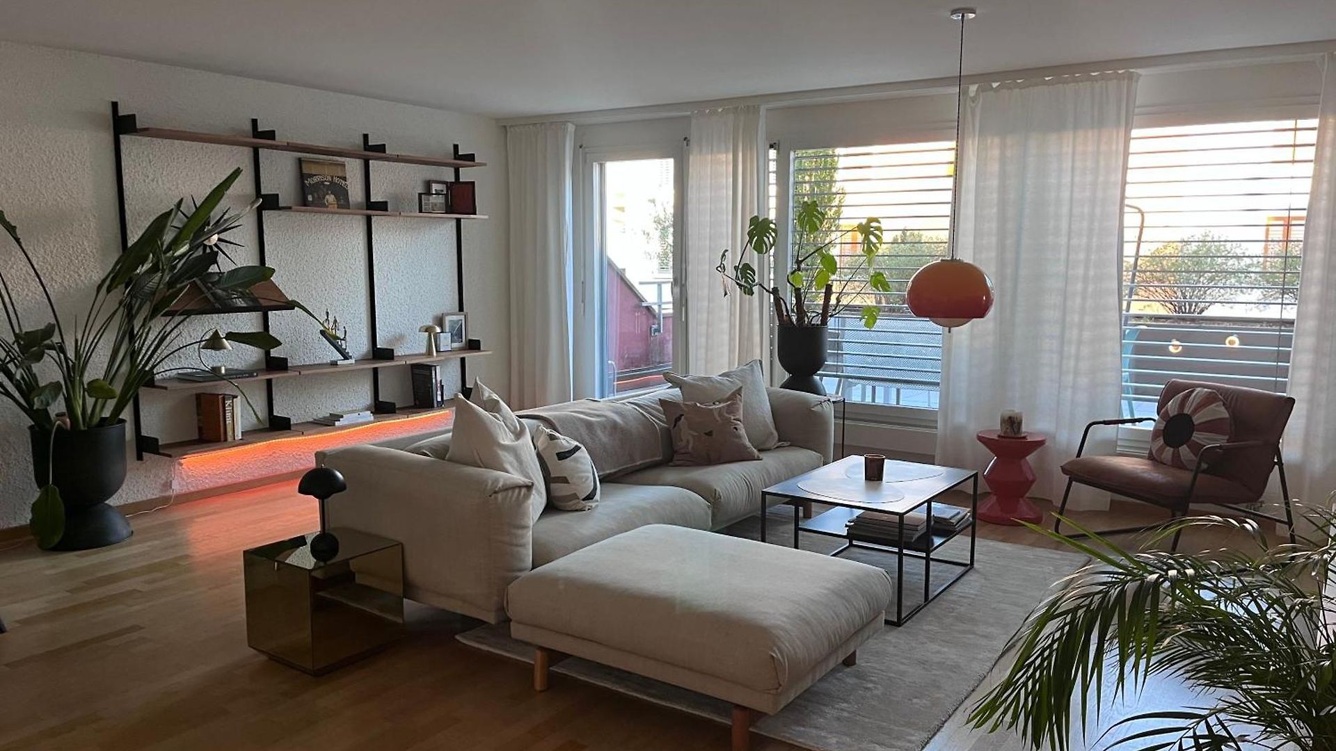 Boho Chic With 125sqm, 2 Bedroom 2 Baths With 36sqm Dual Terraces With Parking And 10 Min To Apartment *