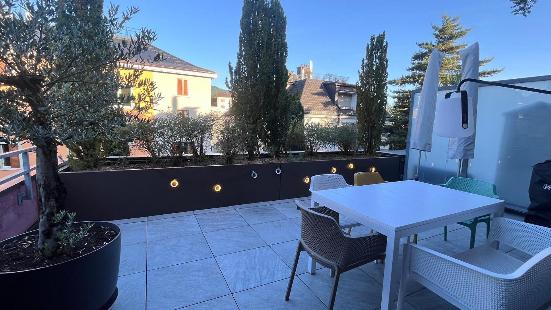Boho Chic With 125sqm, 2 Bedroom 2 Baths With 36sqm Dual Terraces With Parking And 10 Min To Apartment