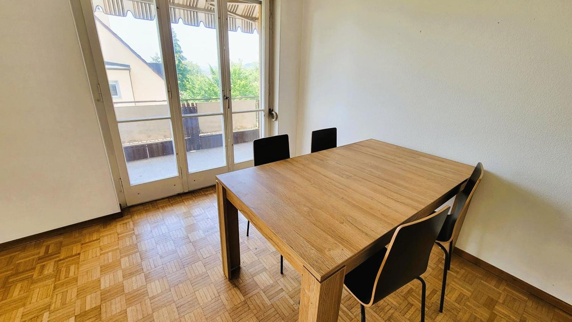 Center Flats With Balcony - Rigid Apartment *