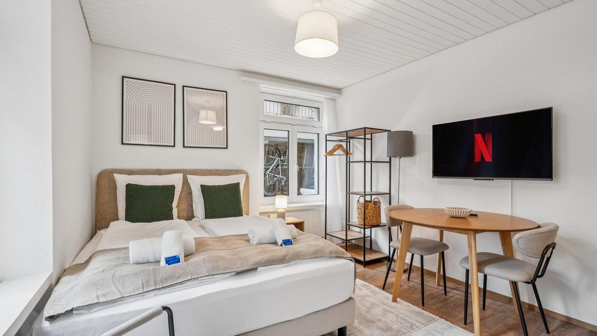Premium In Center - Color 3 Apartment