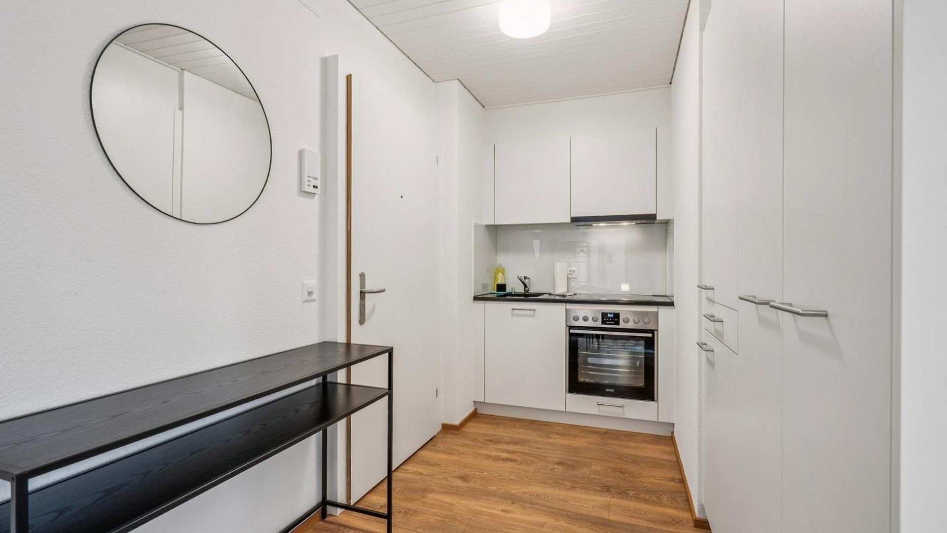Premium In Center - Color 3 Apartment Zurich