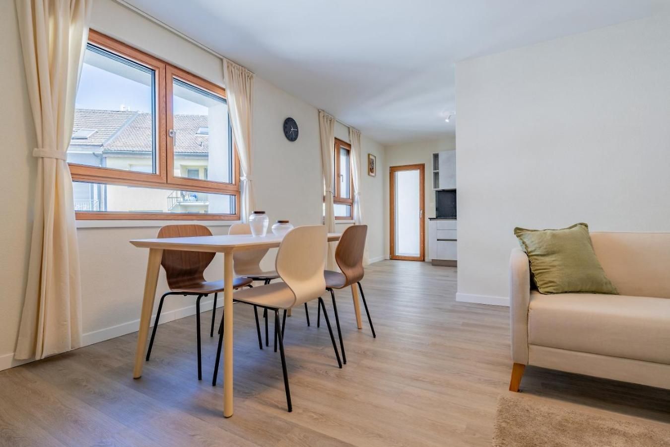 Apartment Leaf In Oerlikon