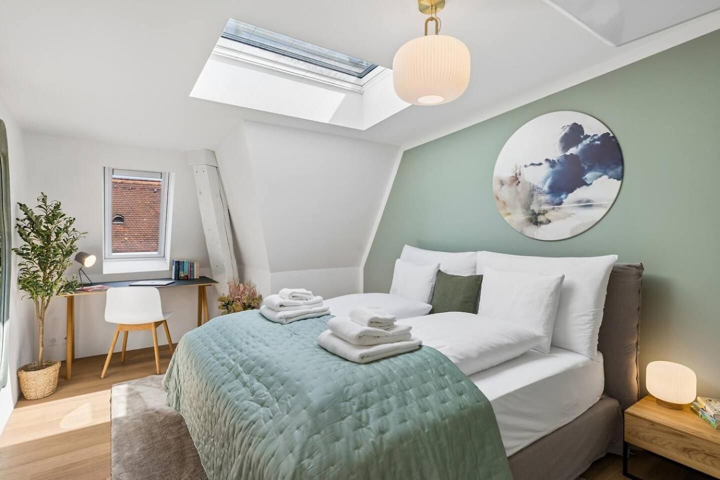 Ikon Old Town Penthouse Ac, & Mountain View Apartment Zurich