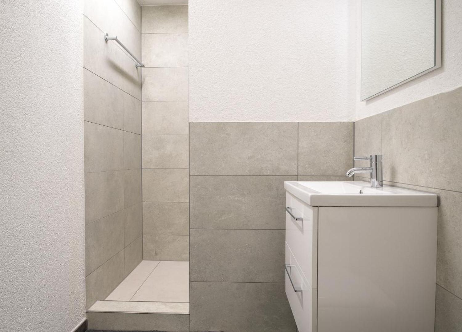 Apartment Near Oerlikon And Airport Zurich