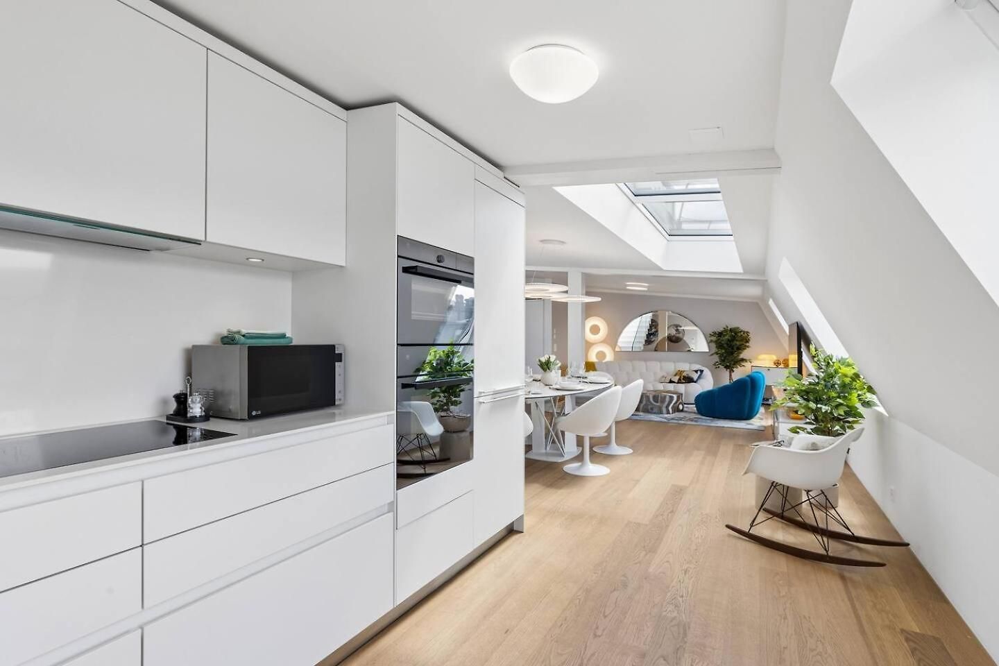 Ikon Old Town Penthouse Ac, & Mountain View Apartment Zurich