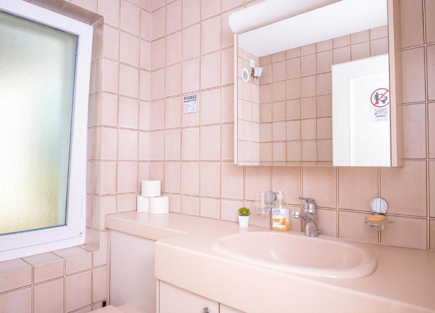 Apartment Near Oerlikon And Airport Zurich