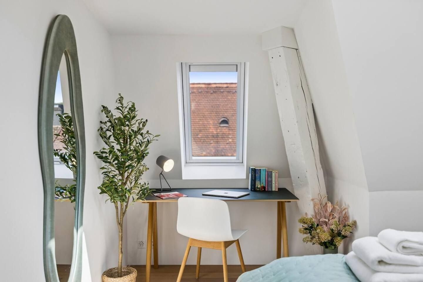 Apartment Ikon Old Town Penthouse Ac, & Mountain View Zurich