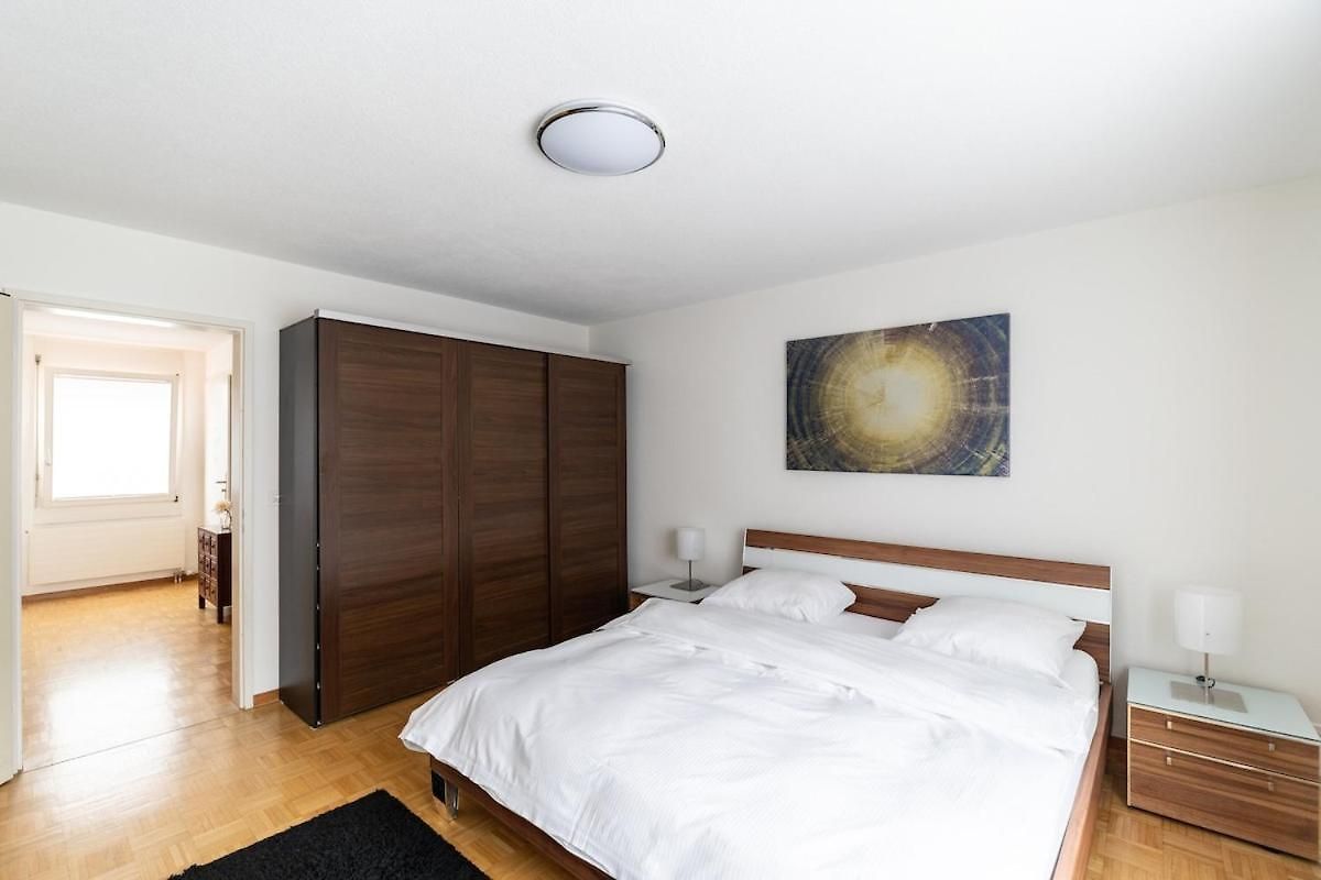 Lovely 2br - Mainau 7 Apartment Zurich