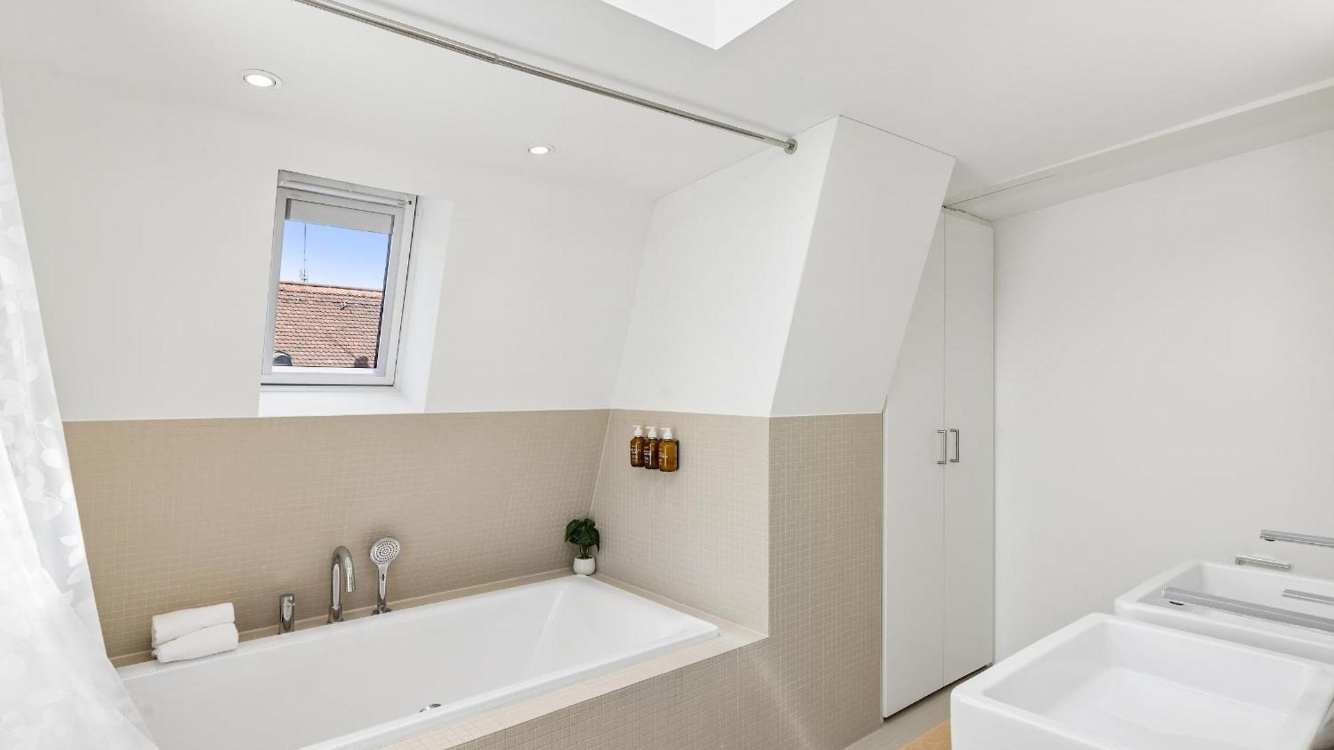 Ikon Old Town Penthouse Ac, & Mountain View * Zurich