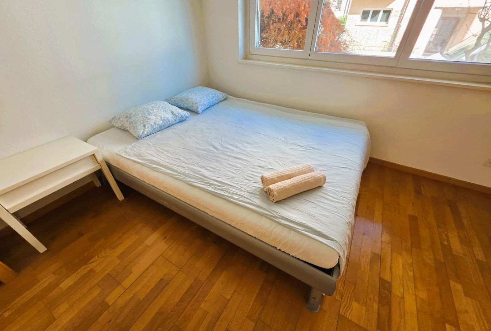 Large Flats, Center - Schb * Zurich