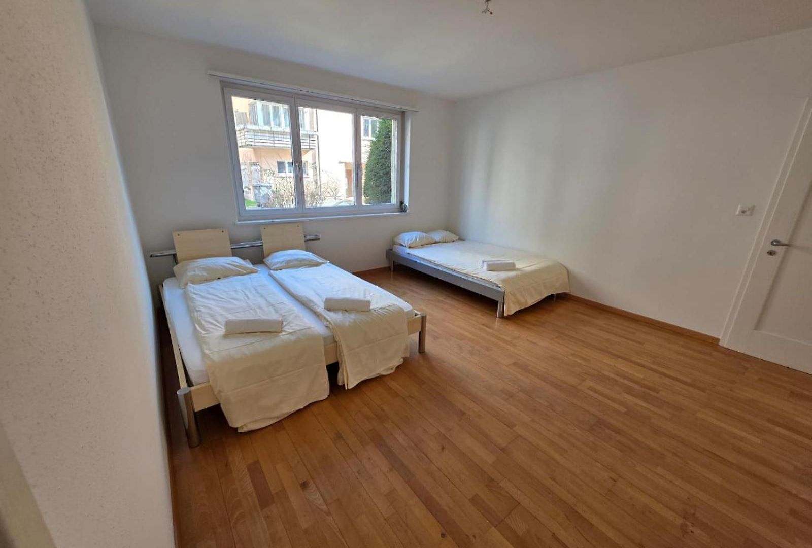 Apartment Large Flats, Center - Schb