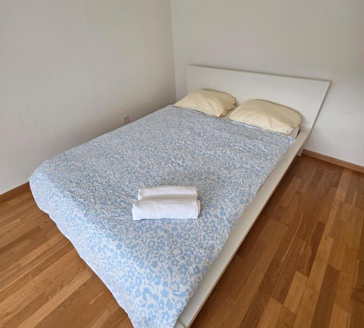 Large Flats, Center - Schb Apartment *
