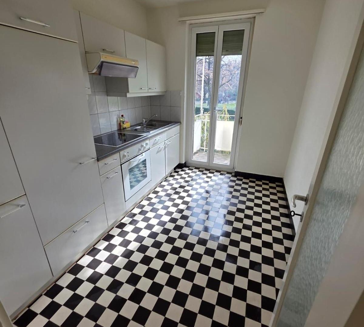 Large Flats, Center - Schb * Zurich