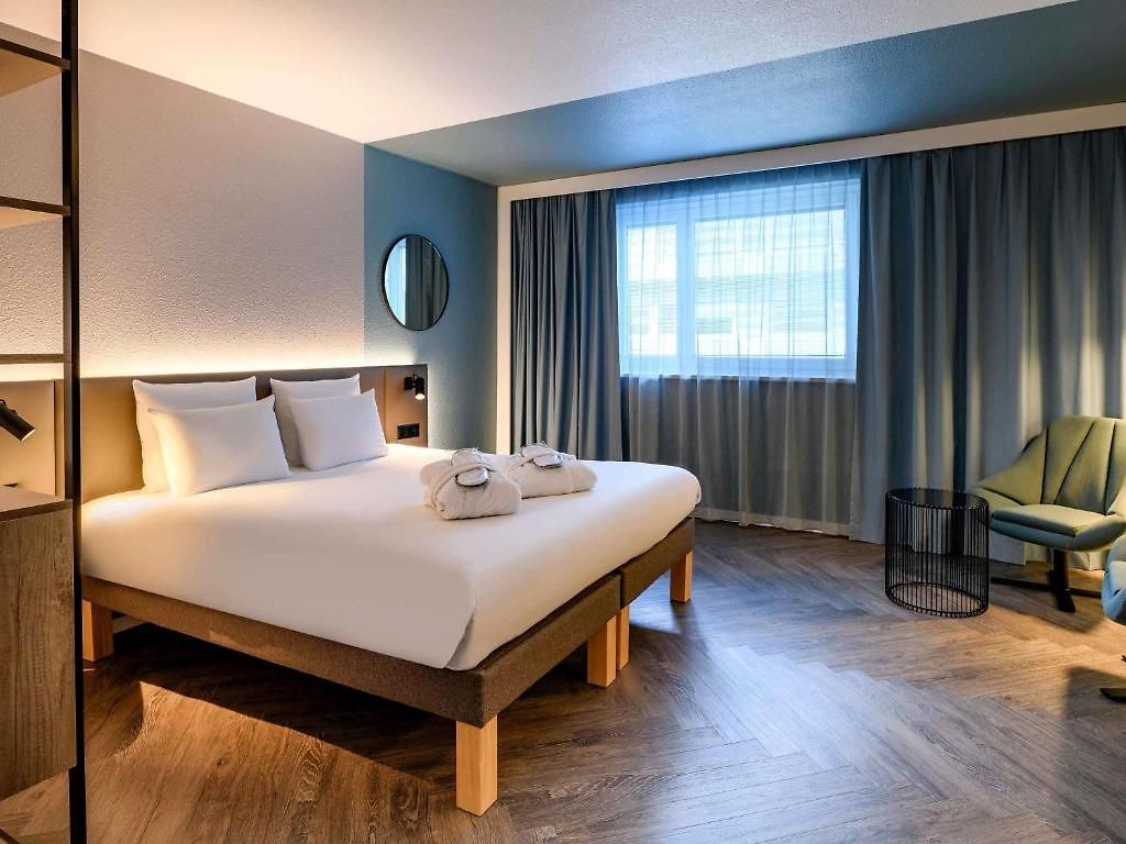 Hotel Novotel West