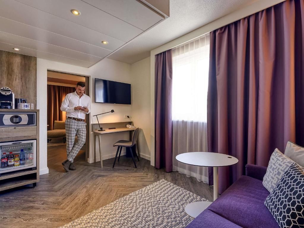 Hotel Novotel West 4*