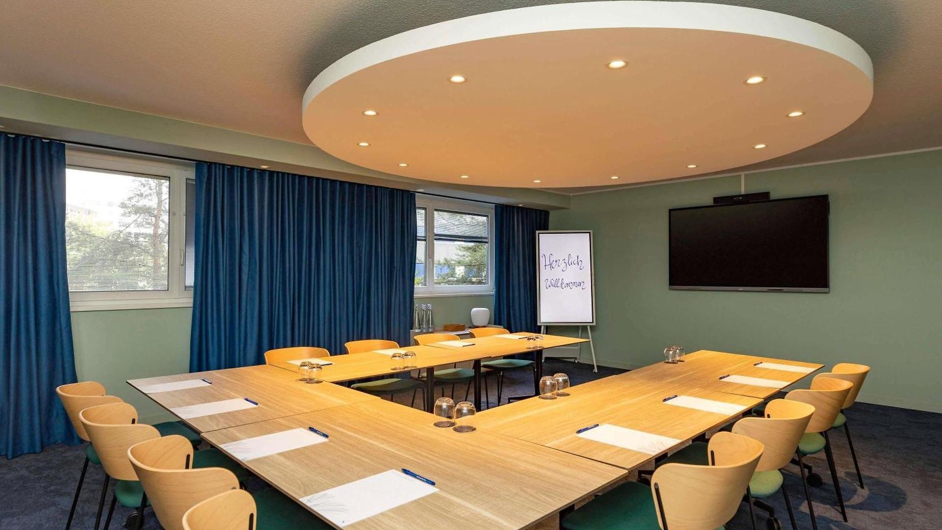 Novotel West